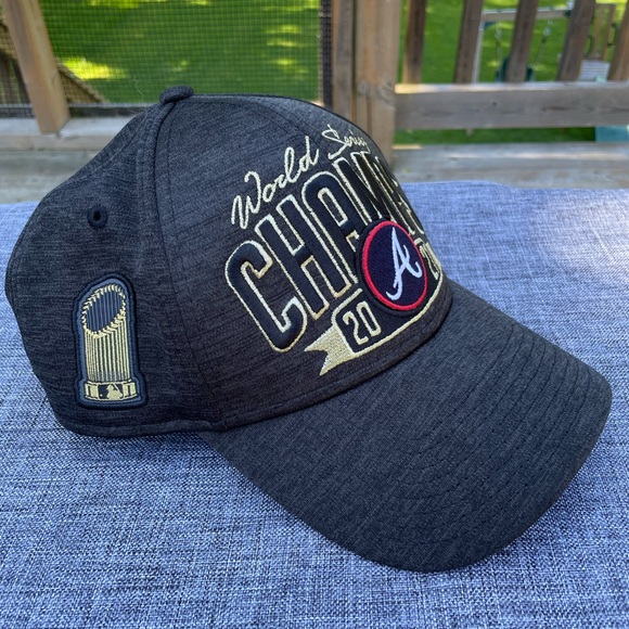 Atlanta Braves 2021 World Series Champions New Era 9Forty SnapBack hat - Picture 4 of 5